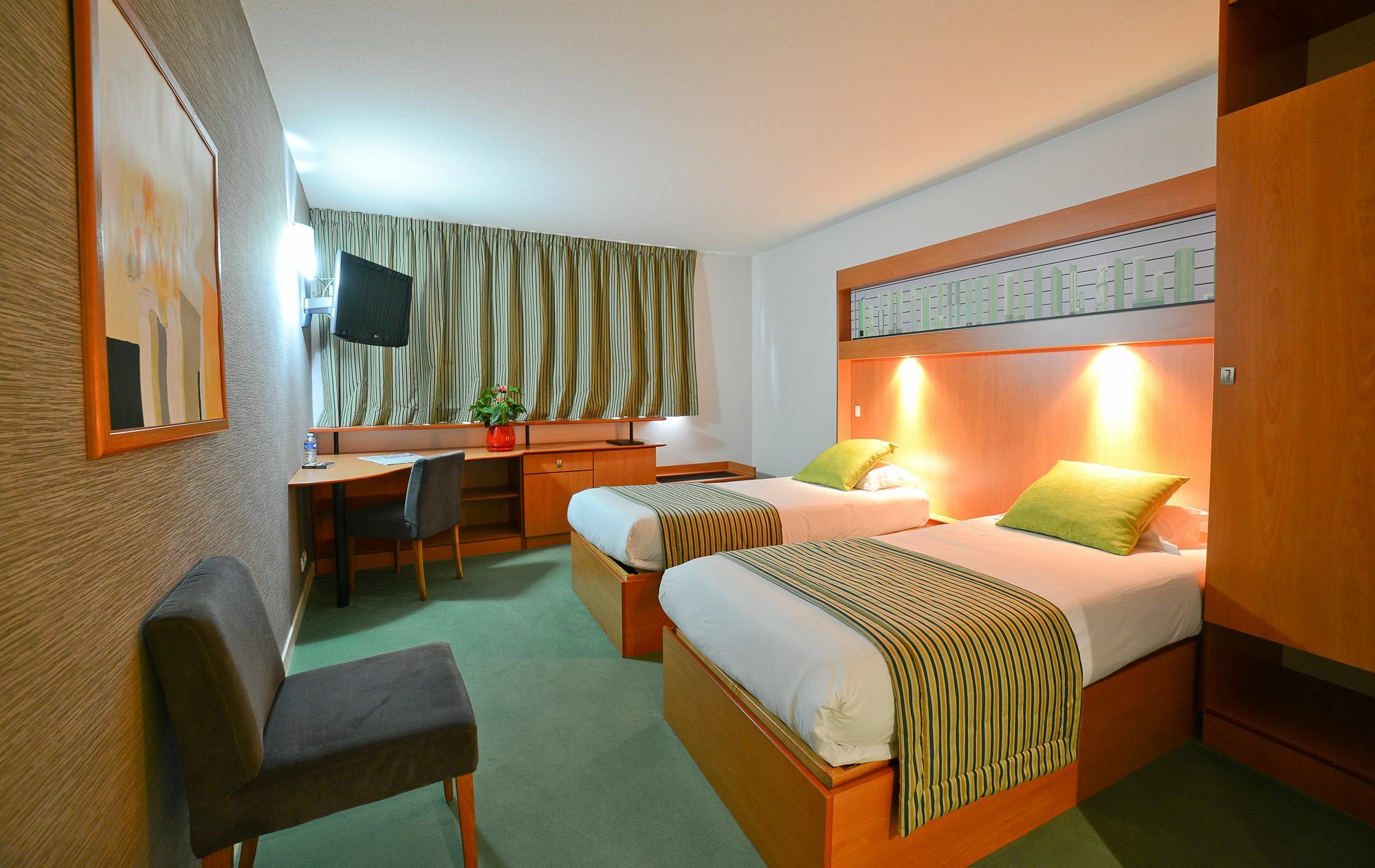 Hotel Archamps Porte Sud De Geneve Exterior photo